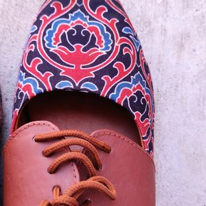 Handmade Ajrakh Bellies From Pair Patola