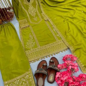 New/Unused Embroidered Kurta Set