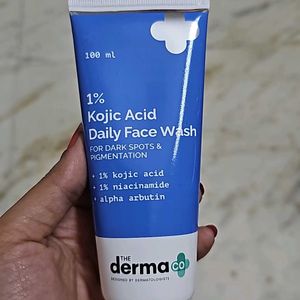 Derma co Kojic Acid Face Wash