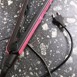 HAIR STRAIGHTNER NOVA