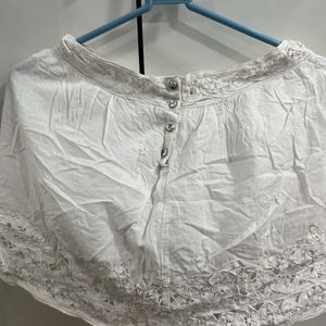 Short White Pattern Casual Skirt