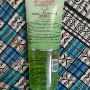 Tea Tree With Neem Aloevera Face Wash