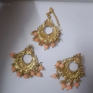 Set Of 2 Peach Earrings With Maang tika