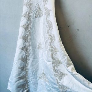 Stunning Wedding  Vintage White Floor Touch Gown