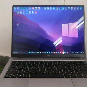 Laptop 💻 Easy To Handle Realme Lapto
