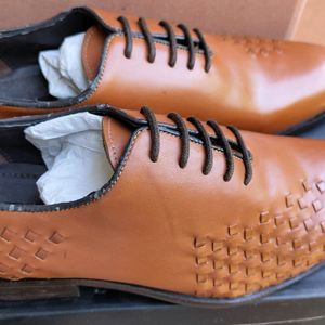 Size 6 Leather Shoes