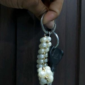 Handmade Pearl Initial V Keychain