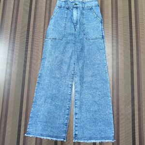 W-49 Size-30 Straight Women Denim Jeans