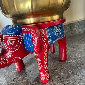 Pair Of Wooden Elephant Stand