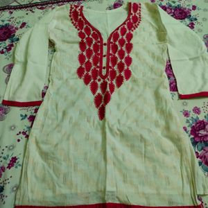 Short Kurti