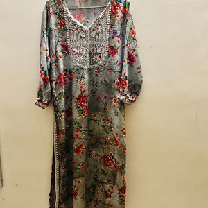 Thread Work Gray Kurti