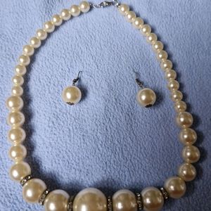 Pearl Necklace