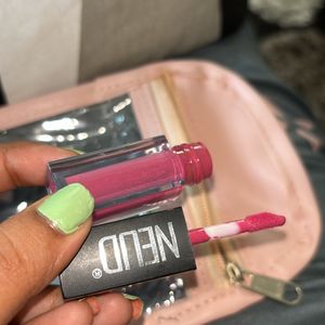 Combo Of 2Lipsticks With a pouch