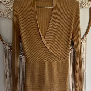 Stretchable Rib Knit Wrap Top