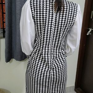 Puffed Sleeves Bodycon Dress