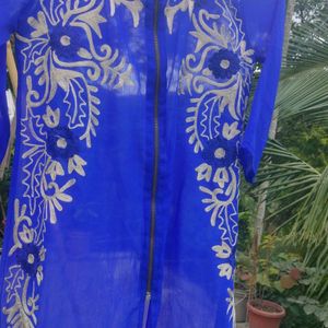 Kurti With Front Zip .