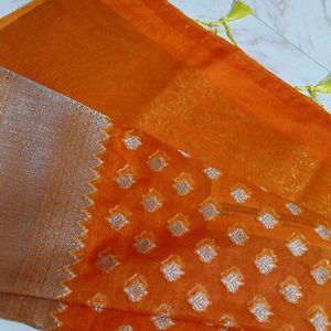 Organza Saree With Zarri Buttis