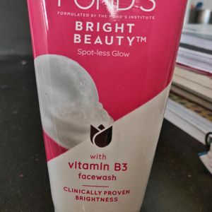 Ponds Bright Beauty Spotless Glow Facewash