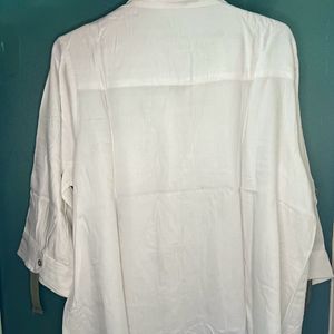 White Shirt With Green Border