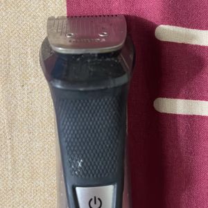 Philips Trimmer Only With Charger