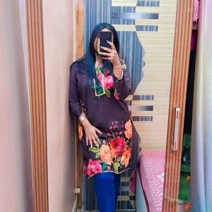 Black Kurti