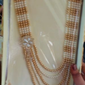 Golden+ Cream Pearl Har For Groom..