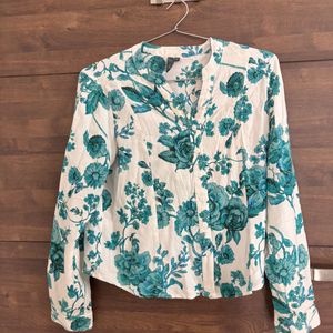 Trendy Green Top Preloved