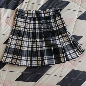 Black And White Tennis Pleated Skirt