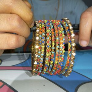 4 Iteam Combo Earings , Pack 2 Bangles,1 Bracelet