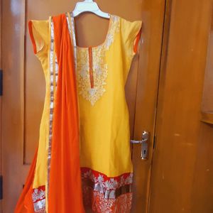 Kurti With Duppata