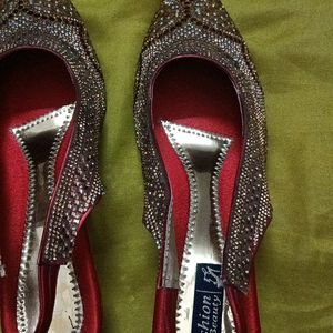 Super Heels Shadi Wedding Ware