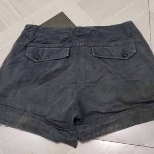 Shorts Size 26-30