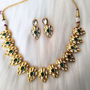 Premium Kundan Necklace(Green)