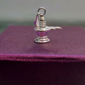 Shiva Linga Dollar Pendant Small Silver 925