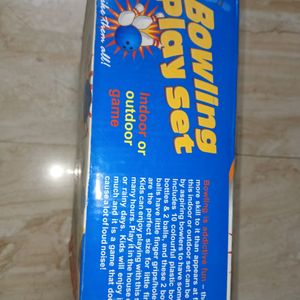 Bowling Play Set & Indoor or Outdoor game.