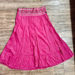 Skirt With Embroidery: Crush Material: Pink