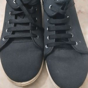 Black Boot Type Shoes