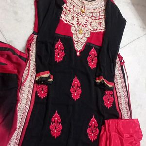 Beautiful Pakistani Dress