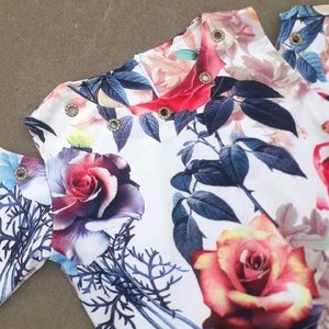 Floral Shoulder Cut Crop Top