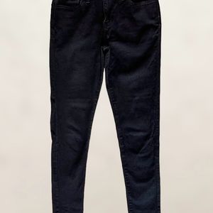 Levi’s 710 Super Skinny Jeans - Black