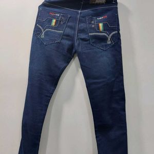 Navy Blue Skiny-fit Pant