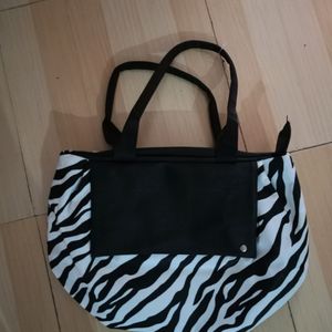 Zebra Pattern Shoulder Bag