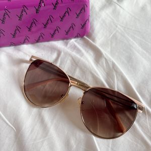 Chic Sunglasses