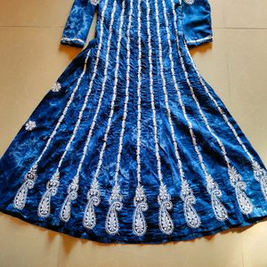 Tie & Dye Blue Embroidery Kurti