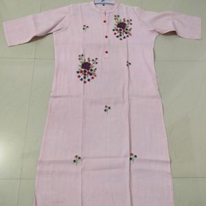 💗Classy Embroidered Cotton Kurti