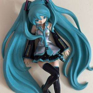 Hatsune Miku Figure