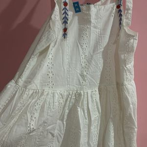 ZUDIO White Dress SCHIFFILI PRINT