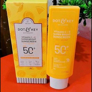 Combo Of Dot & Key Sunscreen And Moisturizer ✨