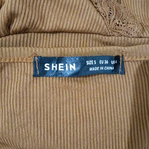 SHEIN CROP TOP