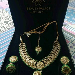 Necklace Set